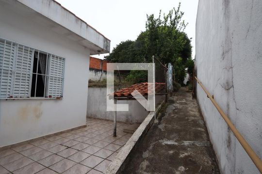 Quintal de casa à venda com 3 quartos, 480m² em Vila Alpina, São Paulo