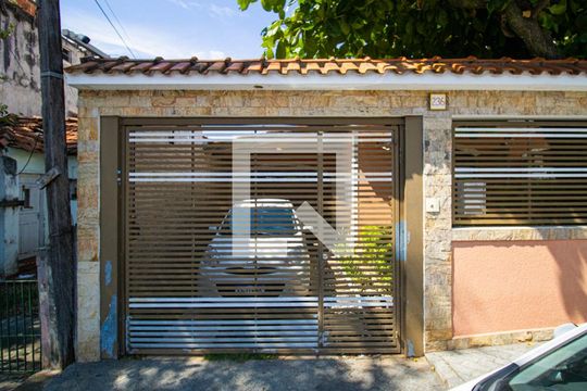 Fachada de casa à venda com 5 quartos, 500m² em Vila Nivi, São Paulo