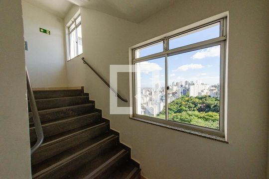 Área comum de apartamento para alugar com 2 quartos, 55m² em Buritis, Belo Horizonte