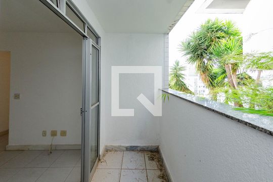 Varanda de apartamento para alugar com 2 quartos, 55m² em Buritis, Belo Horizonte