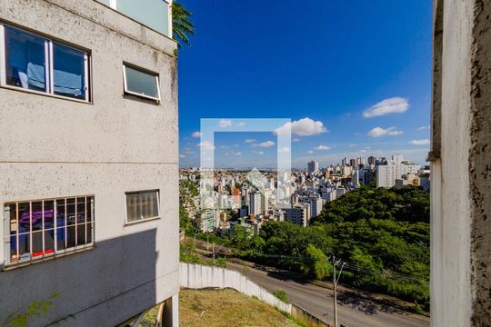 Vista de apartamento para alugar com 2 quartos, 55m² em Buritis, Belo Horizonte