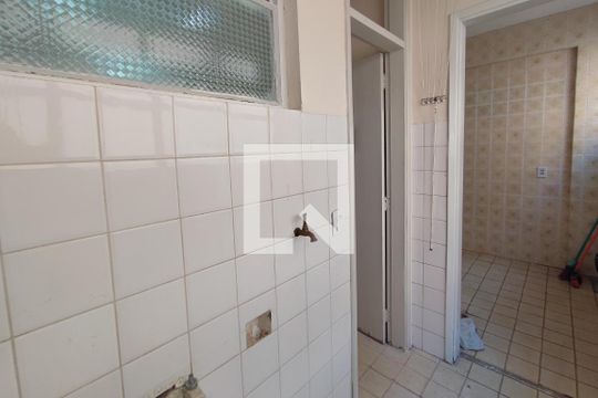 Área de Serviço de apartamento para alugar com 2 quartos, 66m² em Cambuí, Campinas
