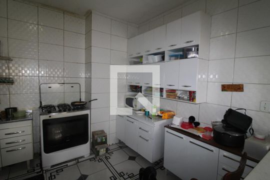 Sala / Cozinha de casa à venda com 5 quartos, 150m² em Jardim Modelo, São Paulo