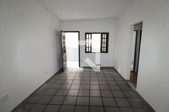 Sala de casa à venda com 3 quartos, 94m² em Vila Valqueire, Rio de Janeiro