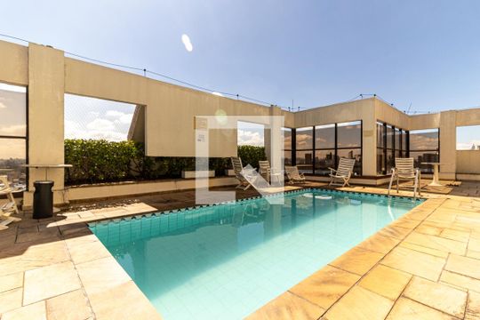 Piscina de kitnet/studio para alugar com 1 quarto, 32m² em Campos Elíseos, São Paulo