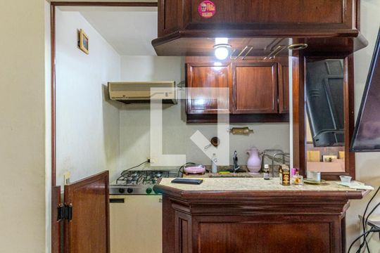 Cozinha de kitnet/studio para alugar com 1 quarto, 32m² em Campos Elíseos, São Paulo