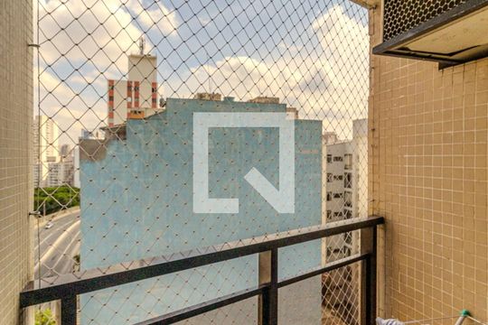 Varanda de kitnet/studio para alugar com 1 quarto, 32m² em Campos Elíseos, São Paulo