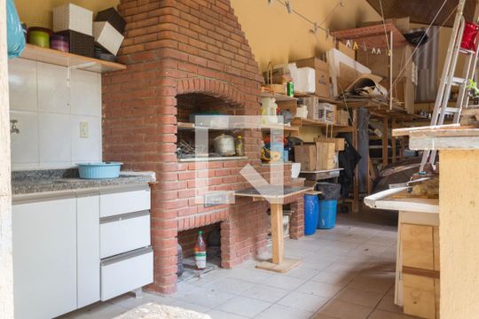 Área comum de casa à venda com 5 quartos, 200m² em Jardim do Mar, São Bernardo do Campo
