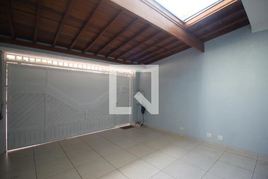 Garagem de casa à venda com 4 quartos, 300m² em Jardim Prudência, São Paulo