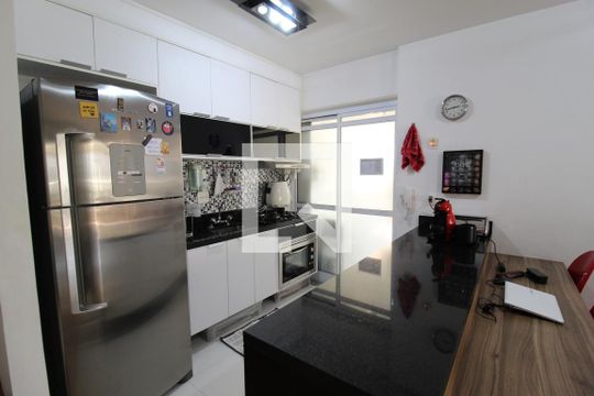 Cozinha de apartamento à venda com 2 quartos, 76m² em Vila Olímpia, São Paulo