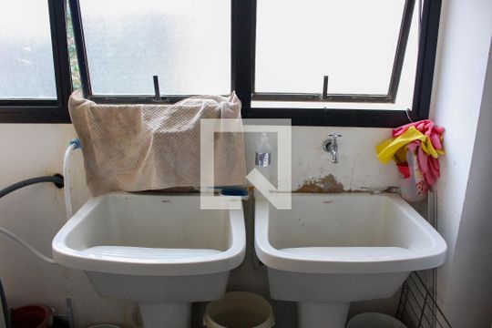 Área de Serviço de apartamento à venda com 4 quartos, 428m² em Jardim Vitoria Regia (zona Oeste), São Paulo