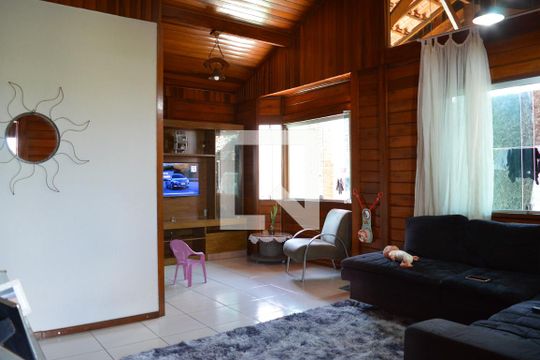 Sala de casa à venda com 4 quartos, 372m² em Arvoredo Ii, Contagem