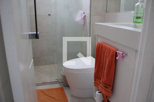 Banheiro de apartamento para alugar com 2 quartos, 49m² em Mooca, São Paulo