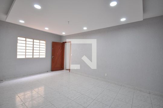 Sala de casa para alugar com 2 quartos, 107m² em Vila Paulistana, São Paulo