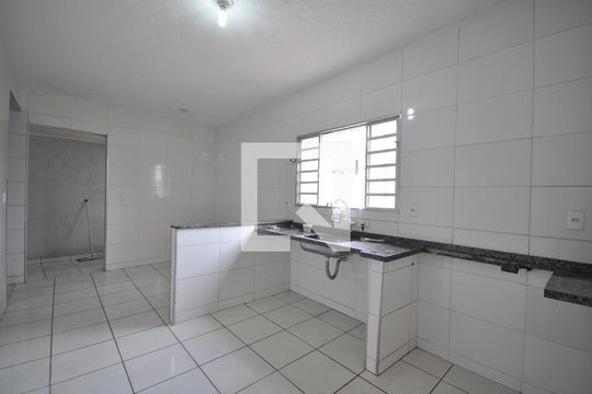 Cozinha de casa para alugar com 2 quartos, 107m² em Vila Paulistana, São Paulo