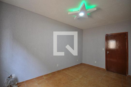 Quarto 1 de casa para alugar com 2 quartos, 107m² em Vila Paulistana, São Paulo