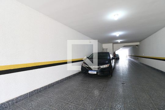 Garagem de apartamento à venda com 3 quartos, 83m² em Campestre, Santo André