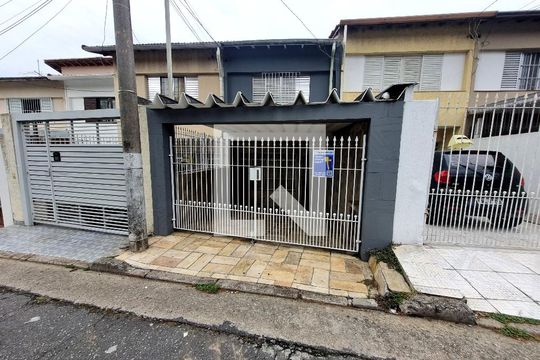 Fachada de casa à venda com 3 quartos, 101m² em Jaguaré, São Paulo