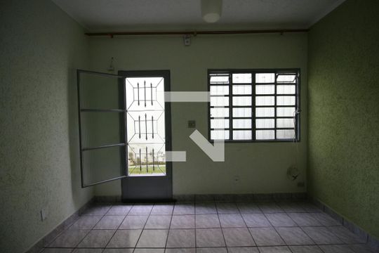 Sala de casa à venda com 2 quartos, 126m² em Chácara Mafalda, São Paulo