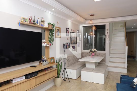 Casa à venda com 3 quartos, 150m² em Itaquera, São Paulo