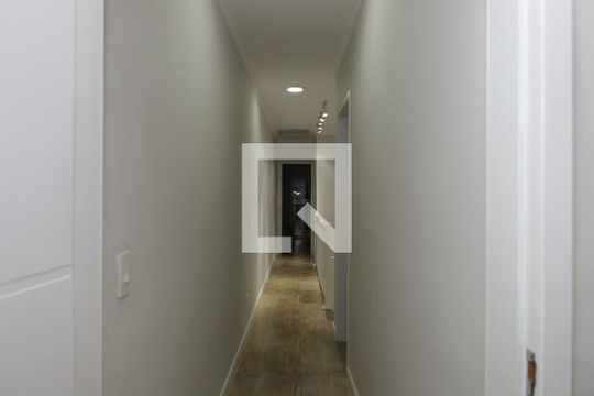 corredor de casa à venda com 3 quartos, 150m² em Itaquera, São Paulo