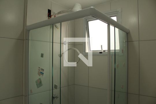 Banheiro de apartamento à venda com 2 quartos, 34m² em Barra Funda, São Paulo
