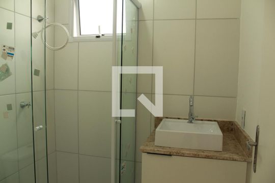 Banheiro de apartamento à venda com 2 quartos, 34m² em Barra Funda, São Paulo