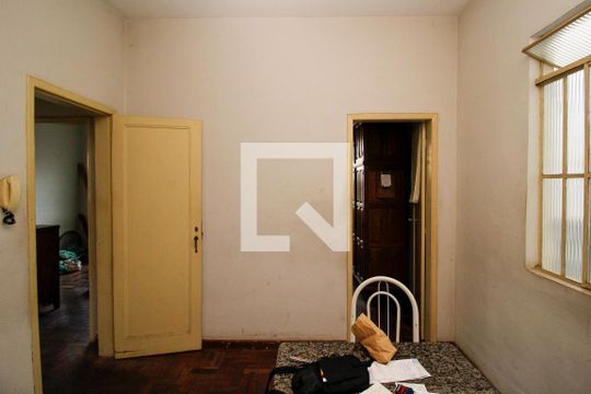 Cozinha  de casa à venda com 2 quartos, 1480m² em Sagrada Família, Belo Horizonte