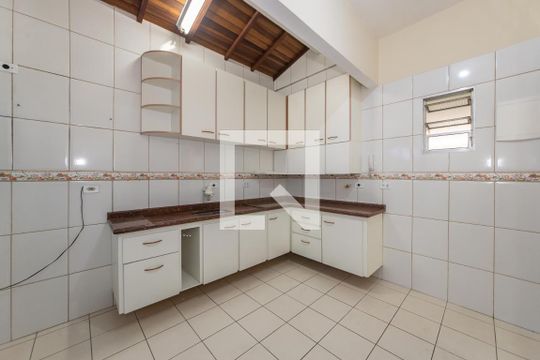 Cozinha de casa para alugar com 3 quartos, 163m² em Suíssa, Ribeirão Pires