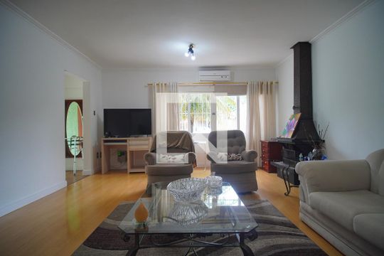 Sala de casa à venda com 3 quartos, 195m² em Hamburgo Velho, Novo Hamburgo