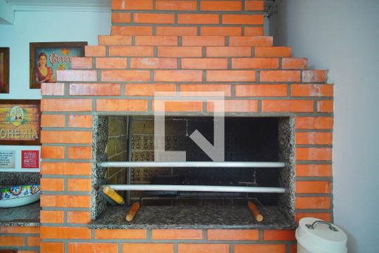 Churrasqueira de casa à venda com 3 quartos, 195m² em Hamburgo Velho, Novo Hamburgo
