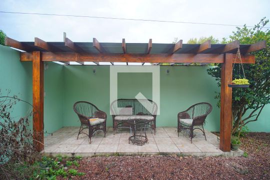 Quintal de casa à venda com 3 quartos, 195m² em Hamburgo Velho, Novo Hamburgo
