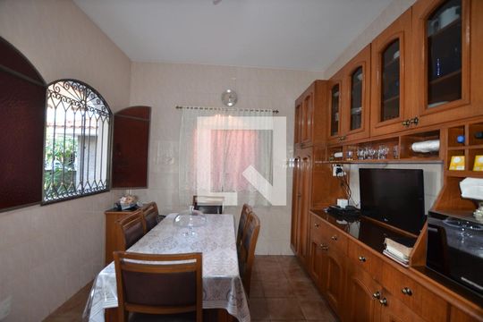 Copa de casa à venda com 3 quartos, 500m² em Inhaúma, Rio de Janeiro