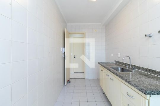 Cozinha de apartamento para alugar com 3 quartos, 80m² em Sítio do Morro, São Paulo