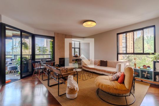 Apartamento à venda com 3 quartos, 200m² em Jardim Ampliação, São Paulo
