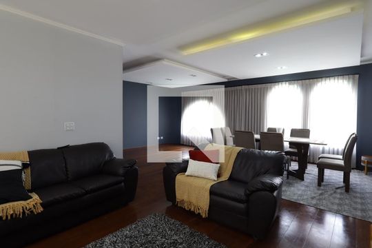 Sala de TV de casa para alugar com 3 quartos, 435m² em Jardim Leonor, São Paulo