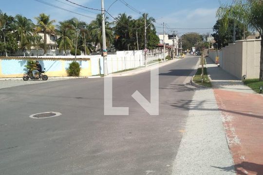 Vista da Rua de apartamento para alugar com 2 quartos, 50m² em Campo Grande, Rio de Janeiro