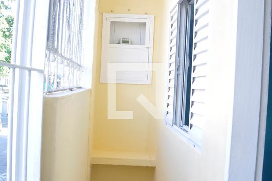 Corredor de casa para alugar com 1 quarto, 40m² em Lauzane Paulista, São Paulo