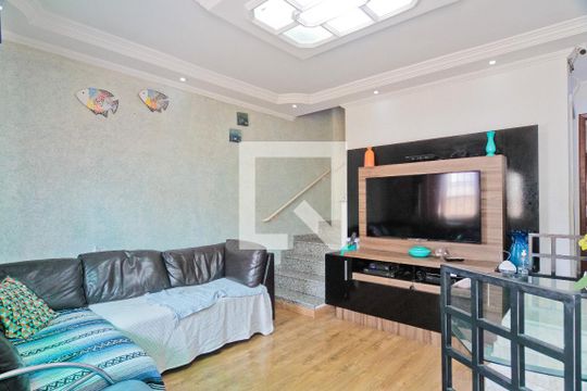 Sala de casa de condomínio à venda com 2 quartos, 128m² em Vila Pereira Barreto, São Paulo