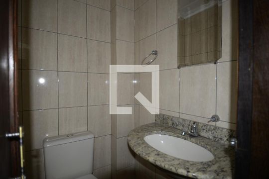 Banheiro de casa à venda com 4 quartos, 200m² em Vila Clementino, São Paulo