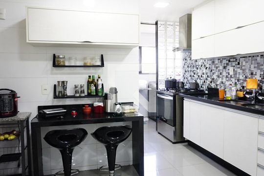 Cozinha de apartamento à venda com 4 quartos, 170m² em Freguesia (jacarepaguá), Rio de Janeiro