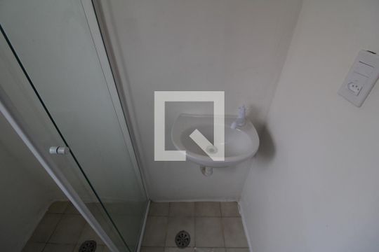 Banheiro de apartamento para alugar com 2 quartos, 54m² em Jardim Brasil (zona Norte), São Paulo