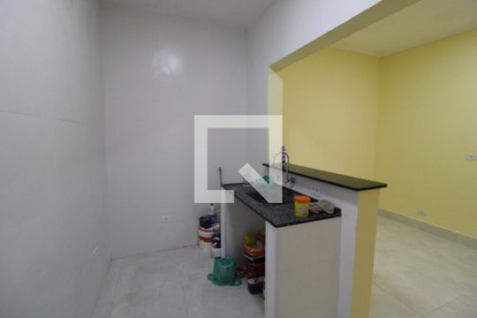 Cozinha de casa para alugar com 1 quarto, 59m² em Jardim Miriam, São Paulo