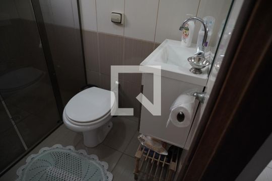 Banheiro da Suíte de casa à venda com 4 quartos, 203m² em Vila Barreto, São Paulo