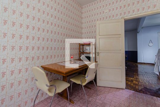 Cozinha de apartamento à venda com 2 quartos, 130m² em Liberdade, São Paulo
