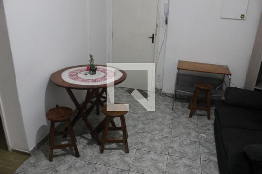 Kitnet de apartamento para alugar com 1 quarto, 30m² em Itararé, São Vicente