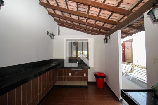 Área Externa de casa à venda com 6 quartos, 170m² em Mangabeiras, Belo Horizonte