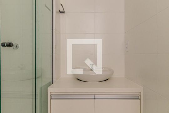 Banheiro de apartamento à venda com 1 quarto, 25m² em Vila Buarque, São Paulo