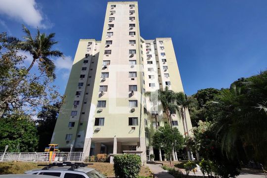 Fachada do bloco de apartamento à venda com 2 quartos, 47m² em Freguesia (jacarepaguá), Rio de Janeiro