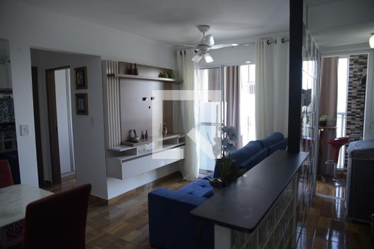Apartamento para alugar com 2 quartos, 57m² em Jardim Marilu, Cotia